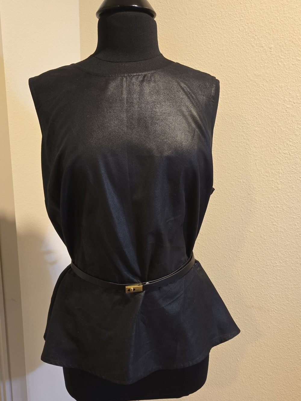 Worthington Black Sleeveless Peplum Tank